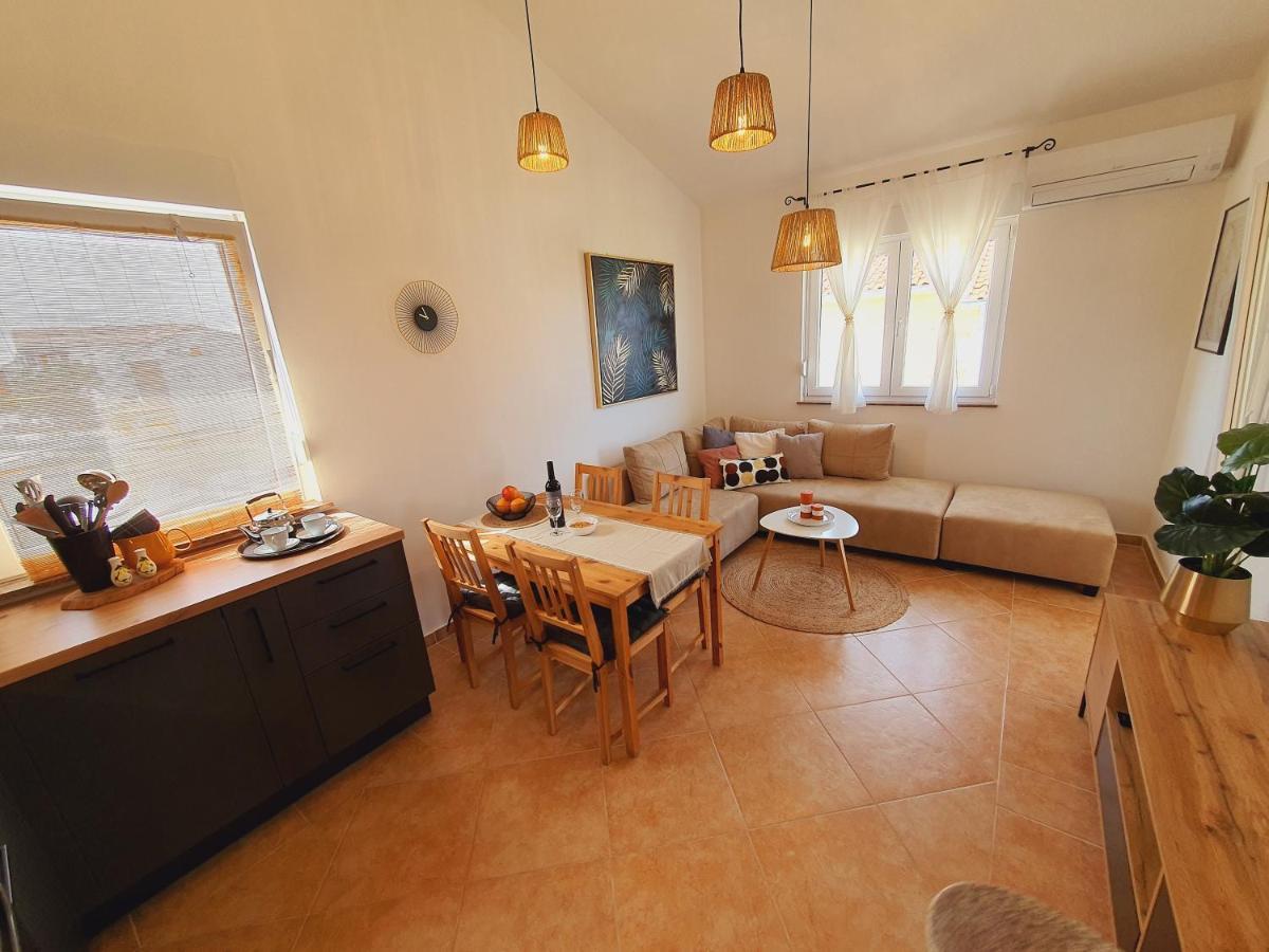 Apartman Mila Barbat na Rabu Εξωτερικό φωτογραφία